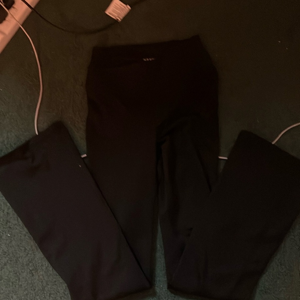 Old Navy Black Leggings Sleek and Versatile